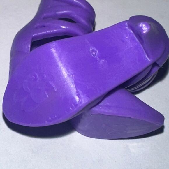 Mattel Barbie Doll Purple Strappy Closed Toe Heels Fashion Accessory Shoes - Picture 6 of 7
